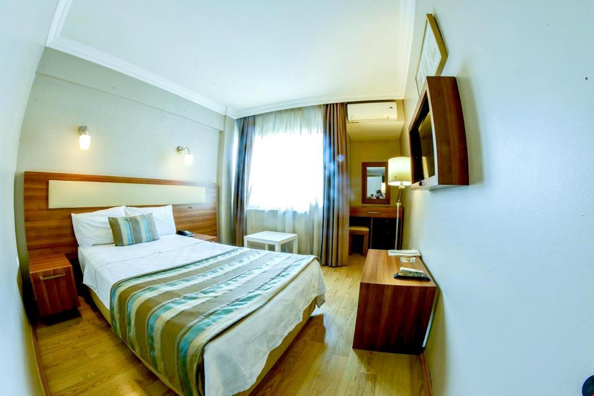 Wox Ew Hotel Izmir Exteriör bild