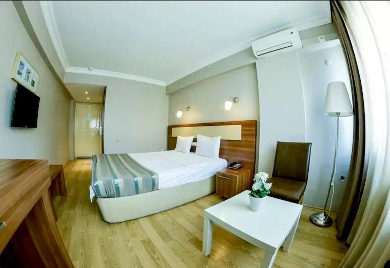 Wox Ew Hotel Izmir Exteriör bild
