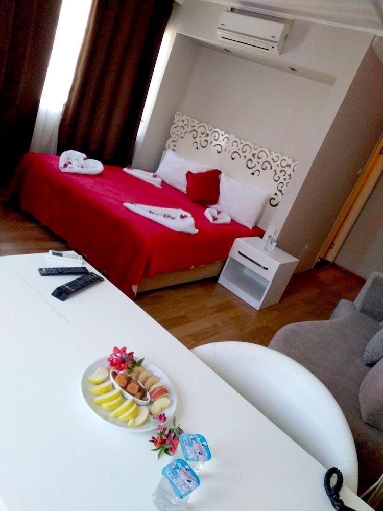 Wox Ew Hotel Izmir Exteriör bild